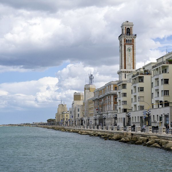 Tour della città in Bicicletta - Tour guidati a Bari • Visite guidate e ...