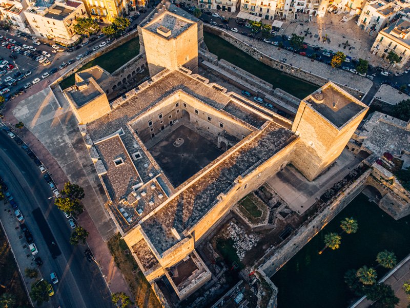 Visita il Castello Normanno-Svevo - Visite guidate a Bari • Visite ...